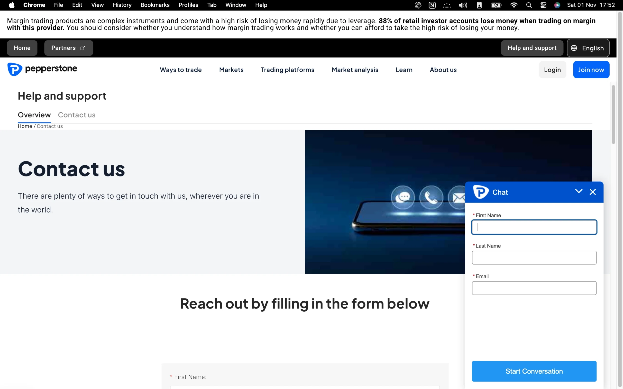 Pepperstone review image showing customer support options including contact form, live chat, and WhatsApp support.