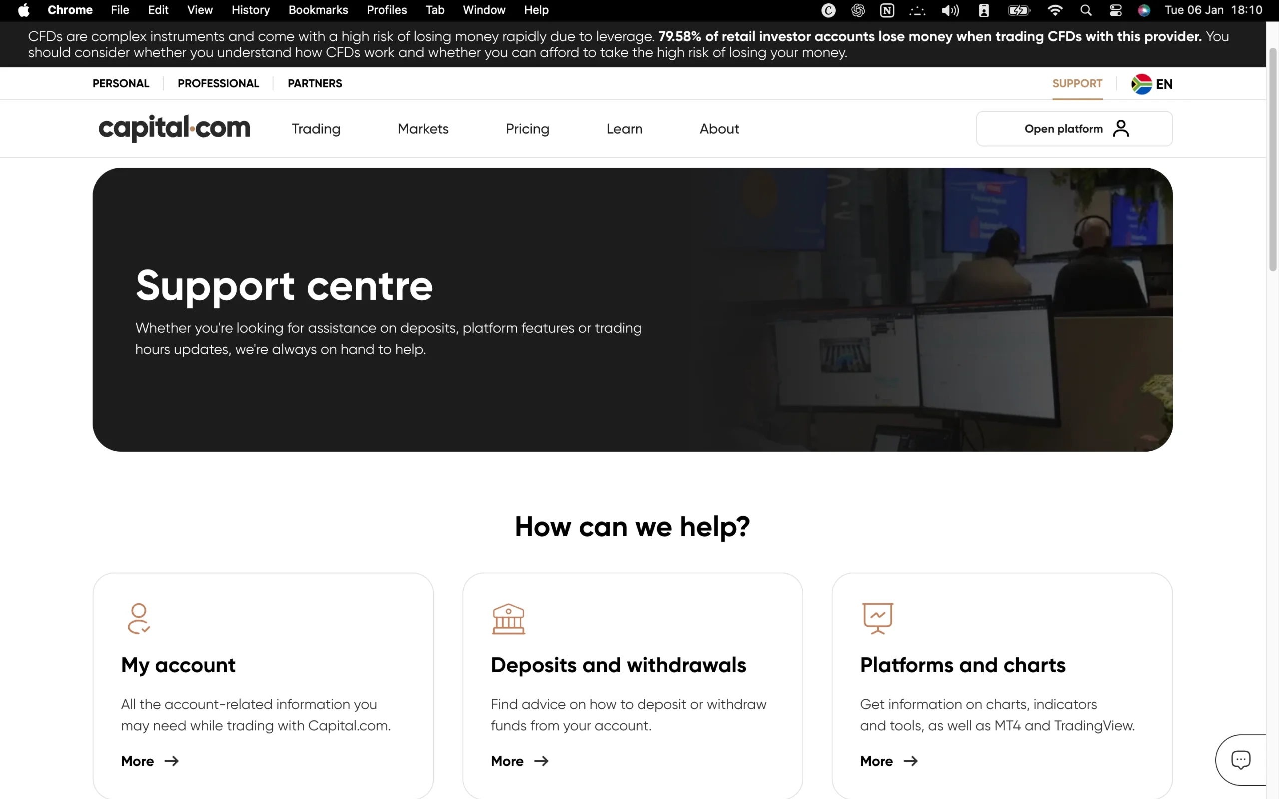 Capital.com review image showing customer support options including a contact form, live chat, phone number and help center.