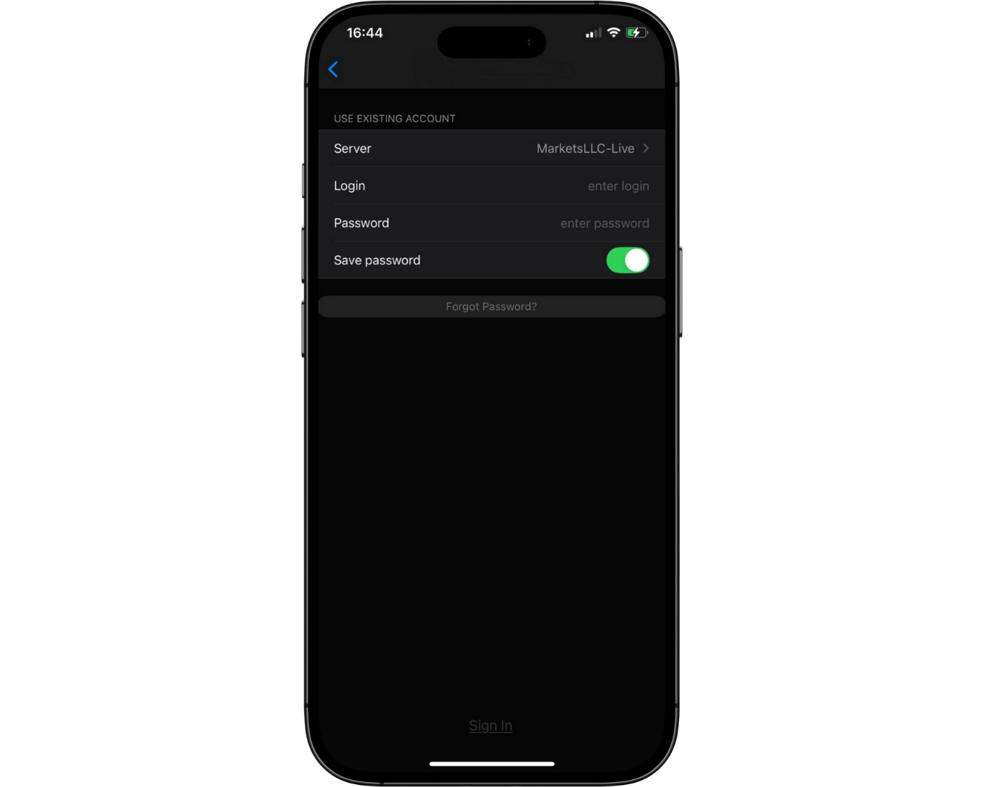 IG review image showing the MT4 login page where clients enter their login number, server, and password.
