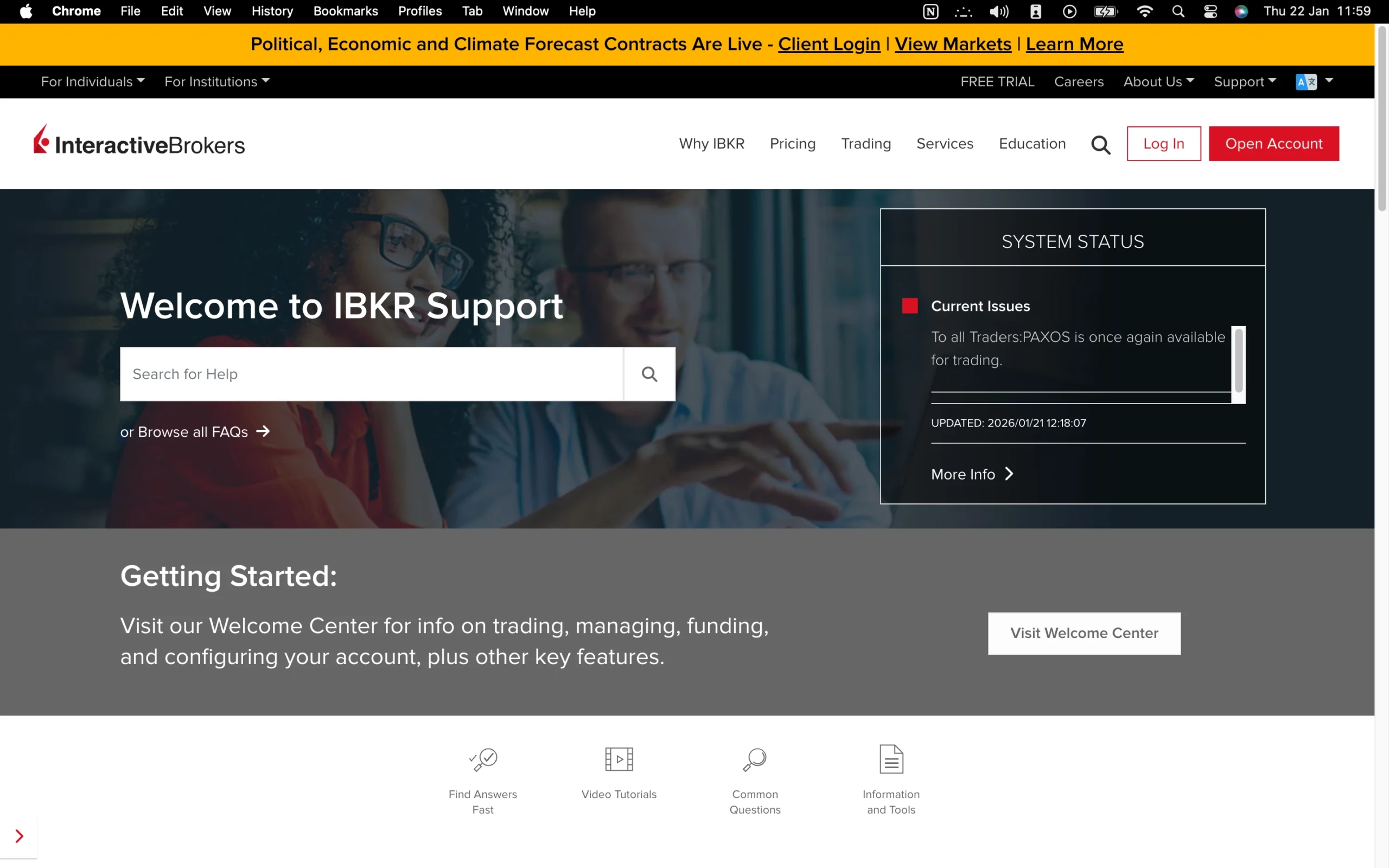 Interactive Brokers review image showing customer support options including a contact form, live chat, phone numbers and help center.