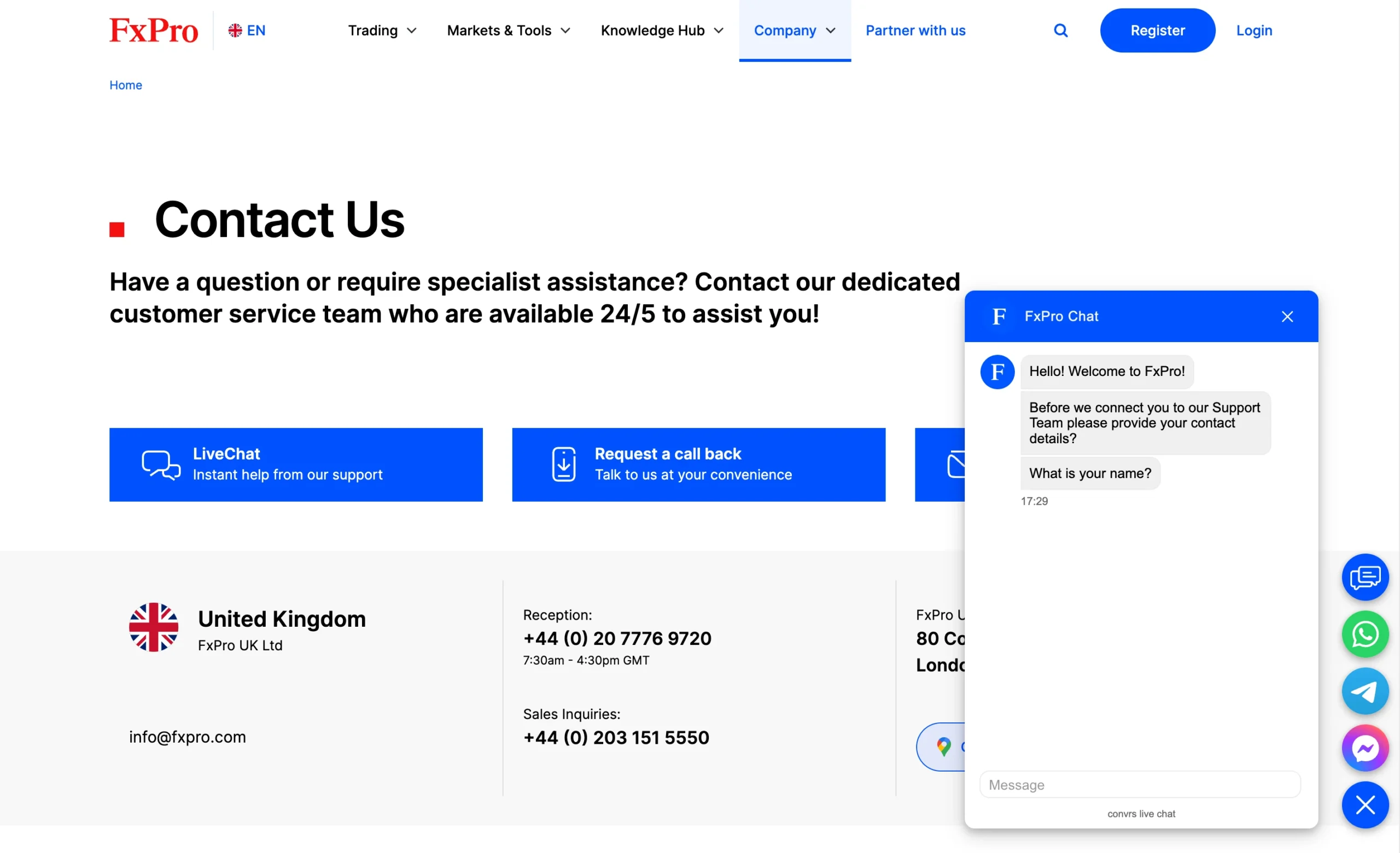 FxPro review image showing customer support options including a contact form, live chat, phone numbers, and help center.