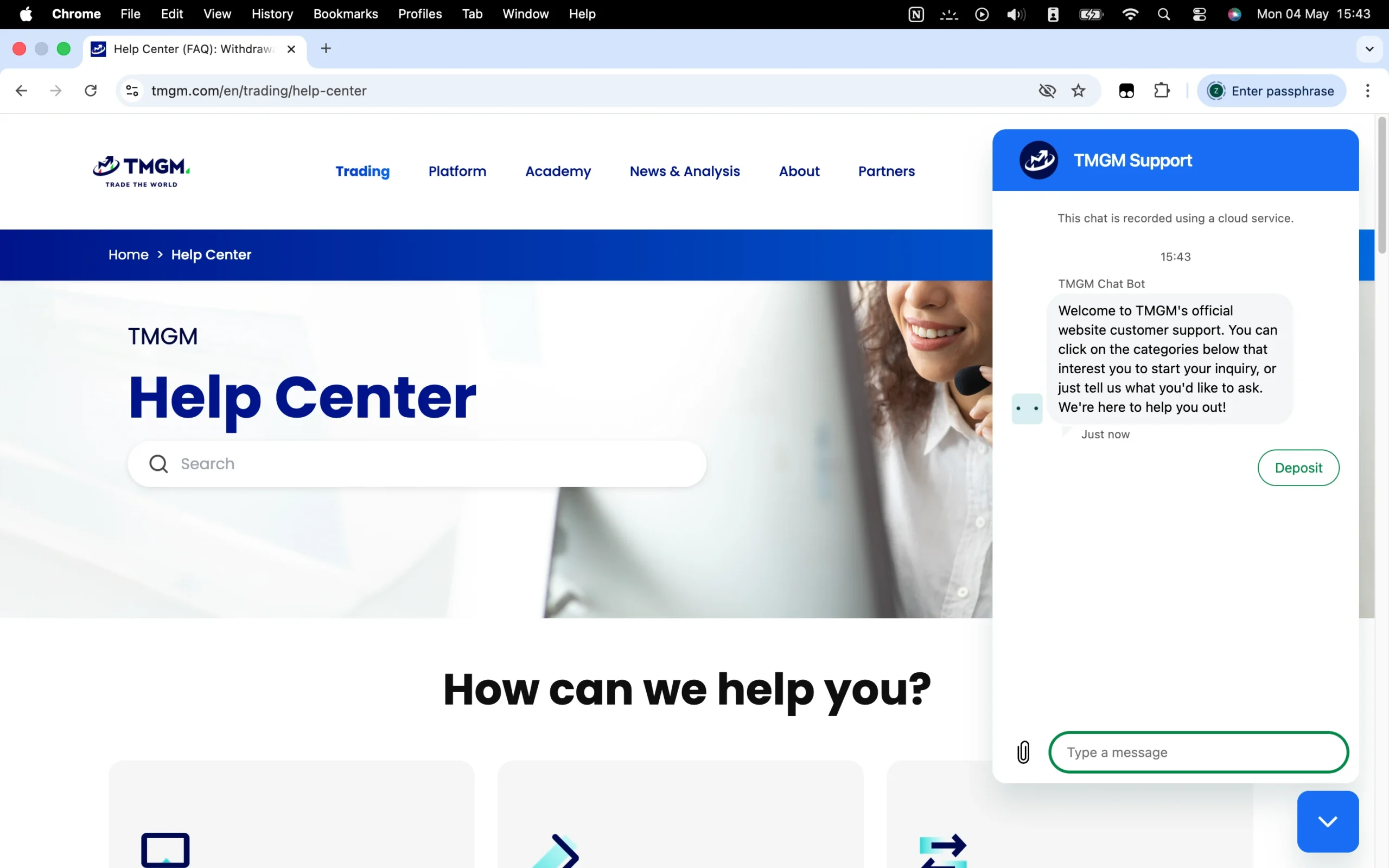 TMGM review image showing customer support options including a contact form, live chat, phone numbers, and help center.