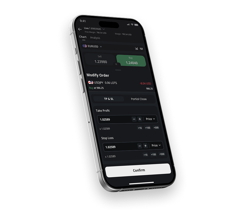 FXTRADING.com review image showing the FXT Trading App interface for trading on smartphones.